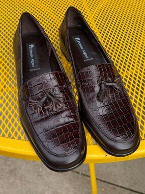 Etienne Aigner Croc Embossed Leather Tassel Loafers Vintage 90s Classic Preppy